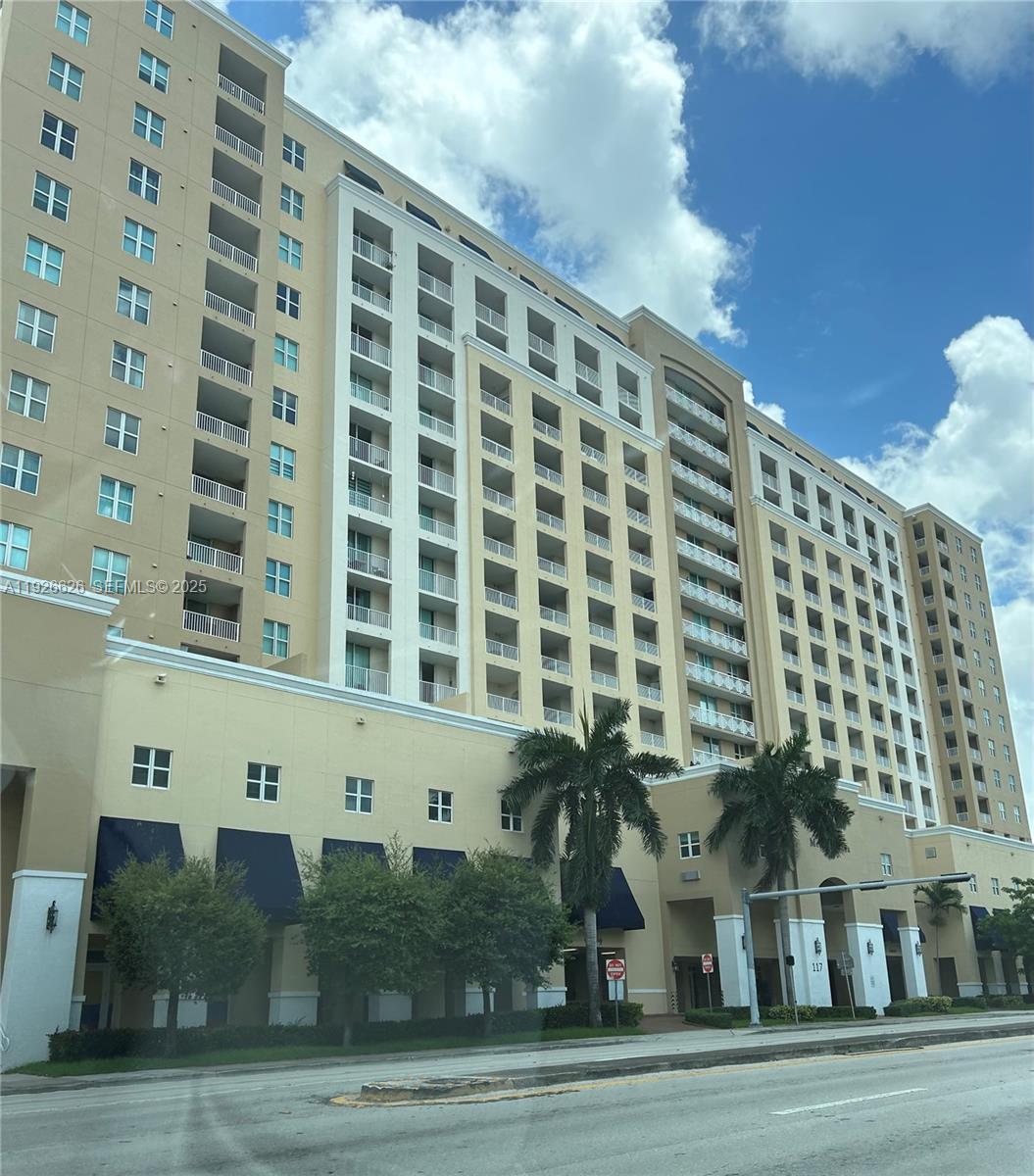 117 Northwest 42nd Avenue, Unit 1516 Miami, FL 33126 - Photo 3 of 76 a front view of a building