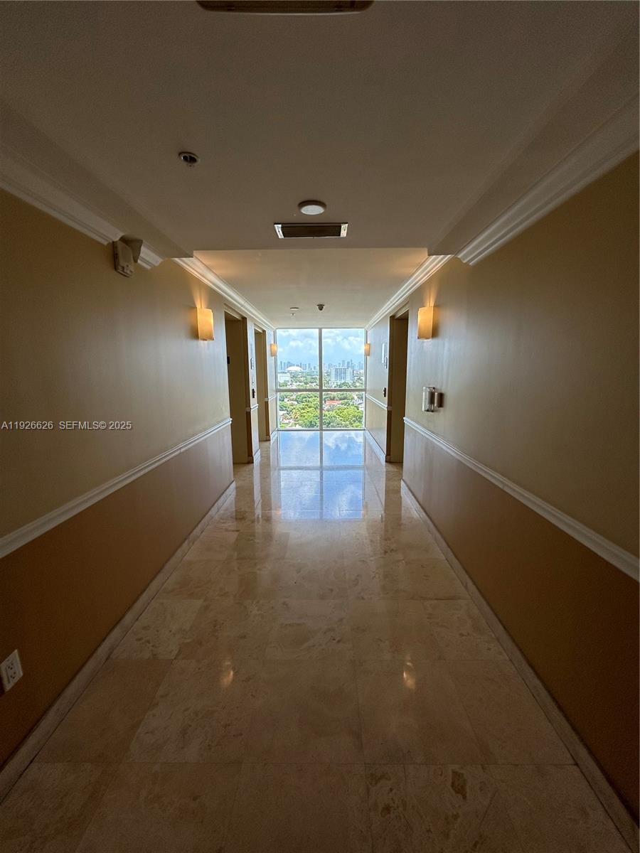 117 Northwest 42nd Avenue, Unit 1516 Miami, FL 33126 - Photo 68 of 76 a view of a hallway
