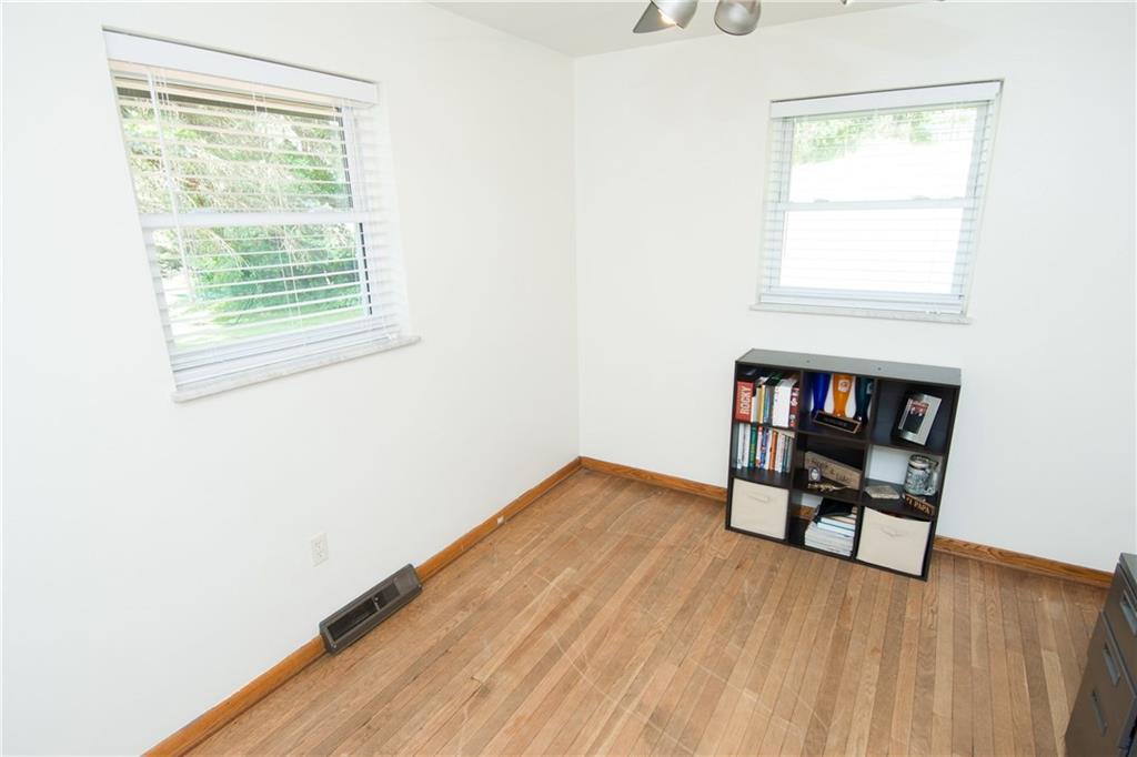 227 Fulton Road Canonsburg, PA 15317 - Photo 11 of 24 227 Fulton Road Bedroom 2