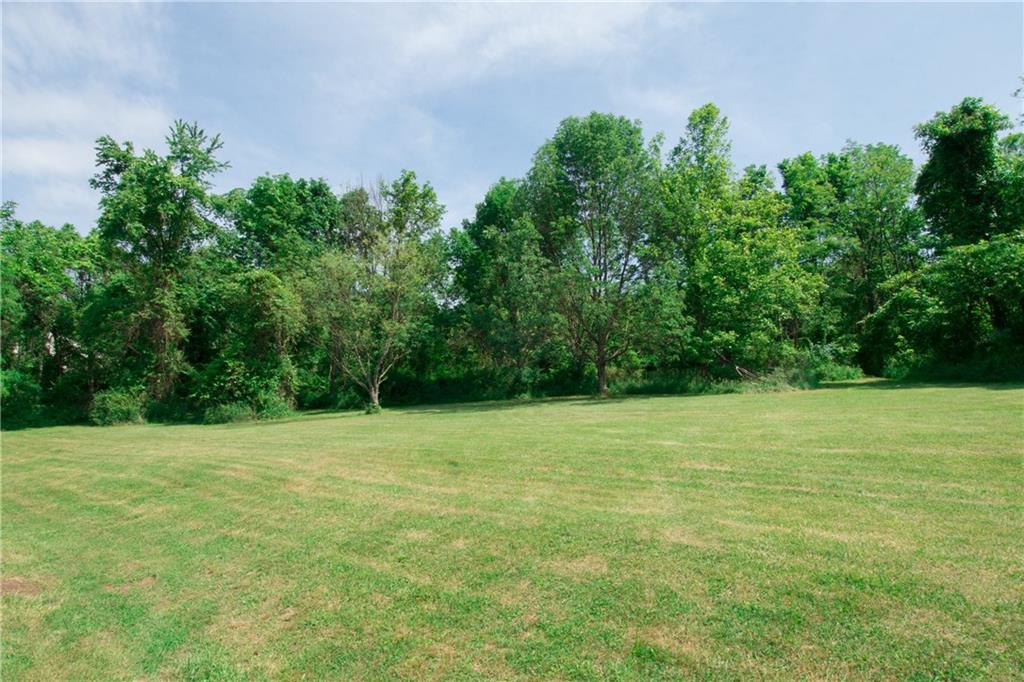 227 Fulton Road Canonsburg, PA 15317 - Photo 24 of 24 227 Fulton Road Yard