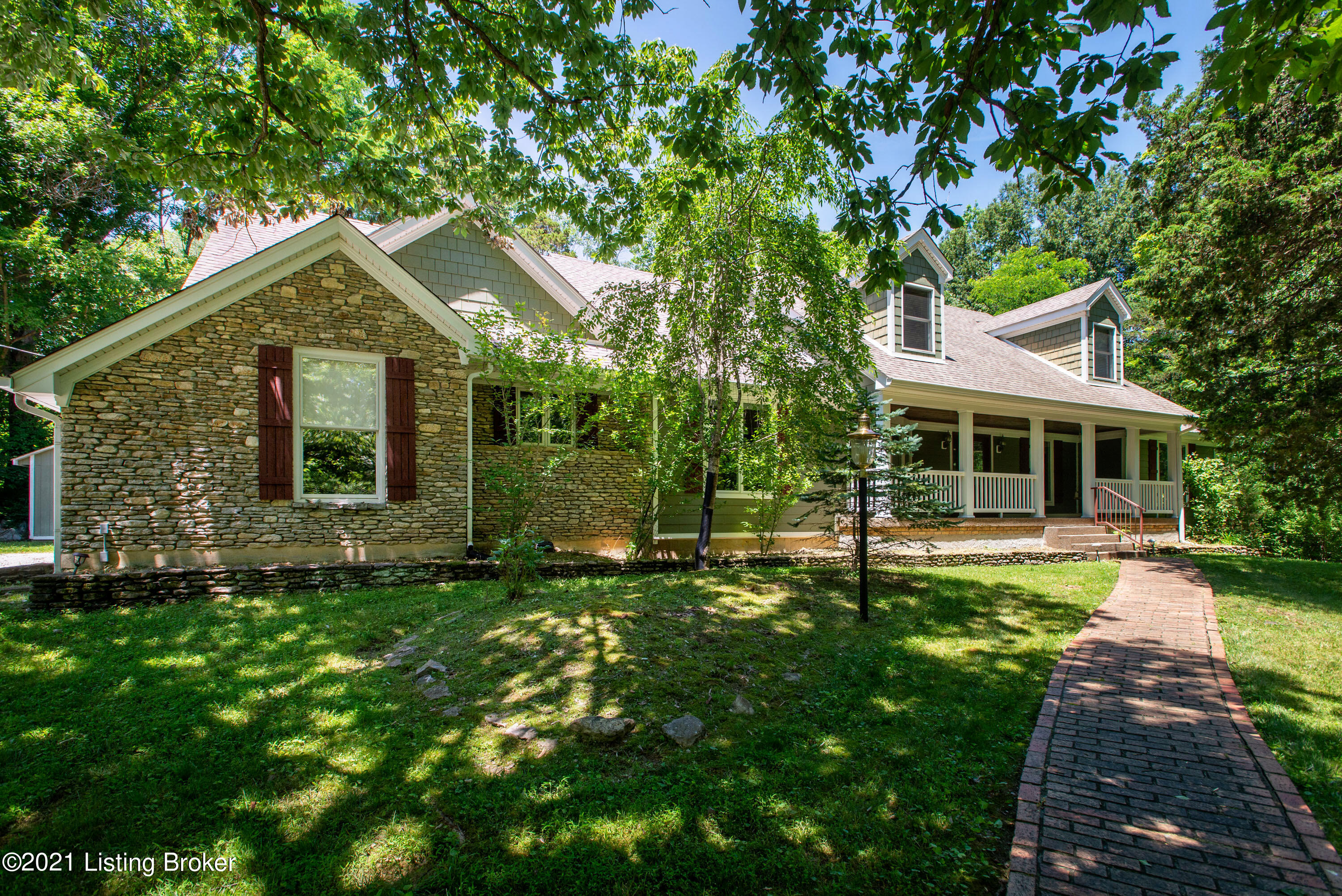 404 Long Run Road Louisville, KY 40245 - Photo 1 of 64 Located on 5.8 Acres! Wooded Privacy.
