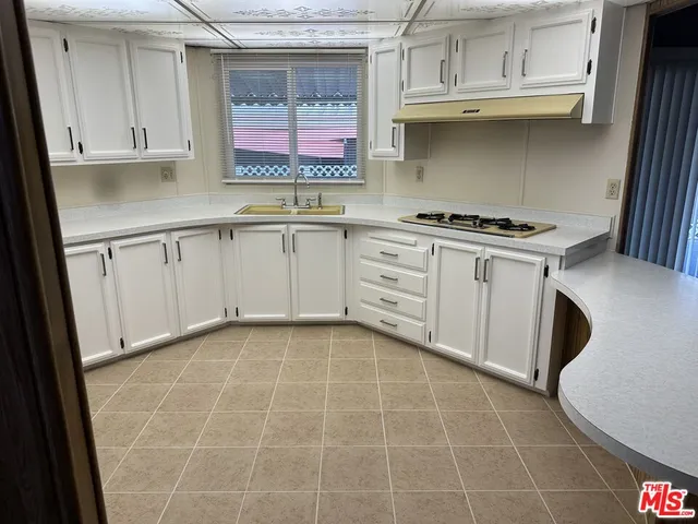 $299,000 | 2601 East Victoria Street, Unit 376, Rancho Dominguez, CA 90220