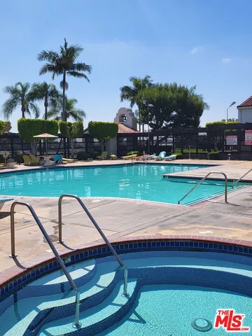 $299,000 | 2601 East Victoria Street, Unit 376, Rancho Dominguez, CA 90220