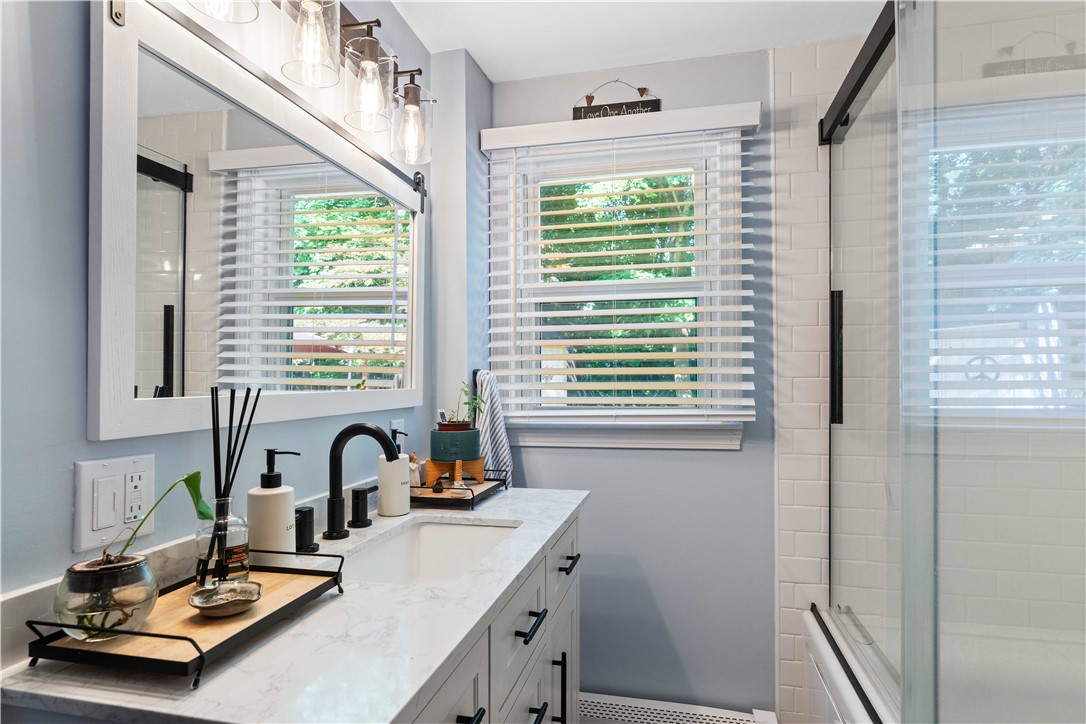 16 Smith Street Bristol, RI 02809 - Photo 31 of 44