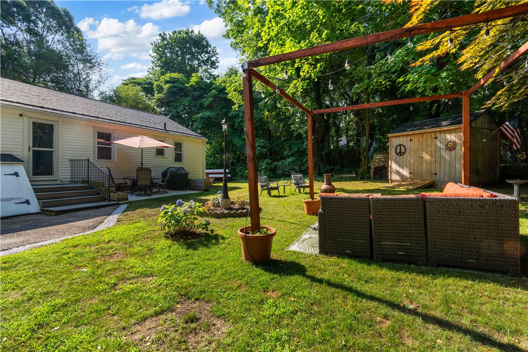 16 Smith Street Bristol, RI 02809 - Photo 37 of 44