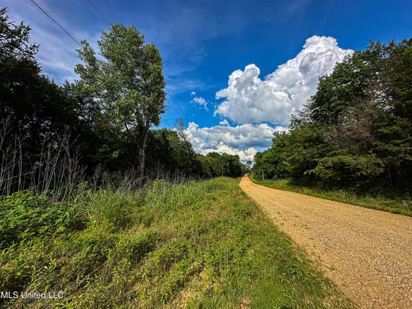 $547,286 | 2 Garrett Creek Loop, Pontotoc, MS 38863