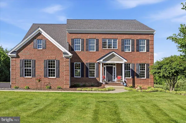 $1,250,000 | 38474 Titnore Court, Hamilton, VA 20158
