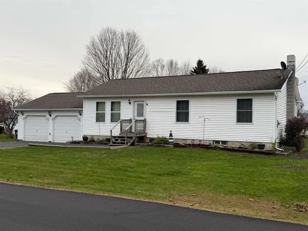 $289,000 | 42 Birch Street, Bradford, VT 05033