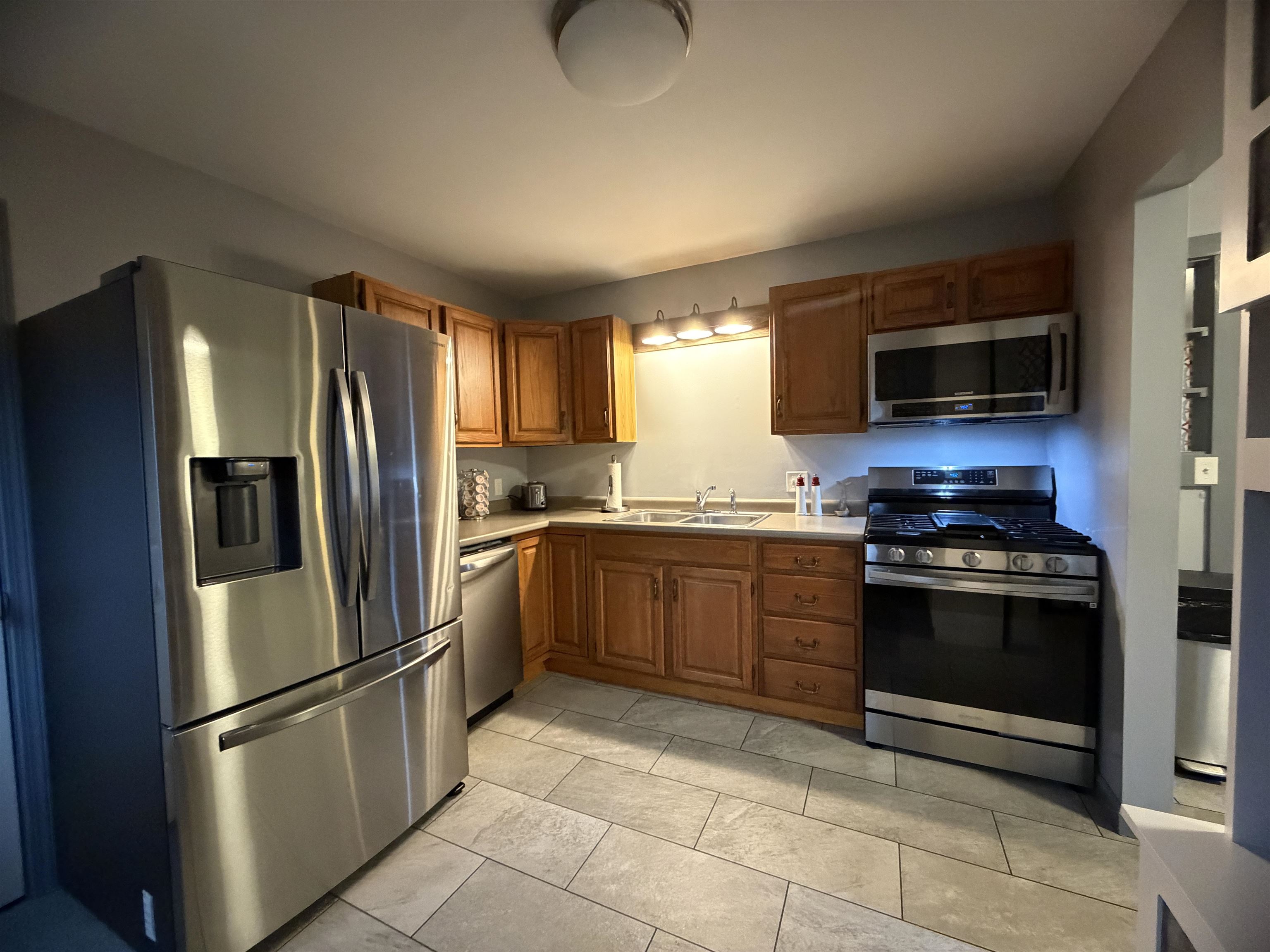 42 Birch Street Bradford, VT 05033 - Photo 5 of 15