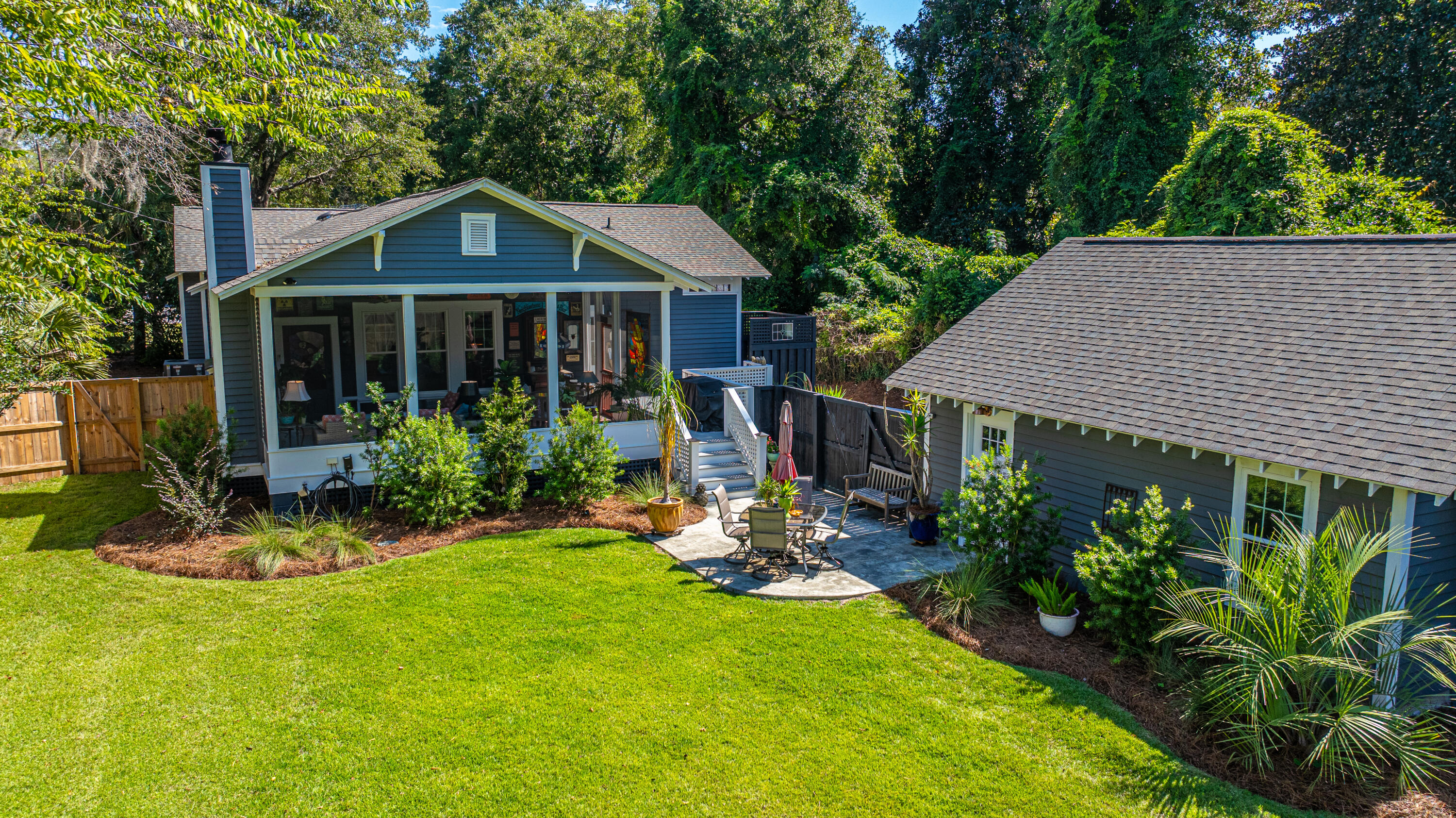 117 Fishburne Street Walterboro, SC 29488 - Photo 4 of 69 117FishburneSt081