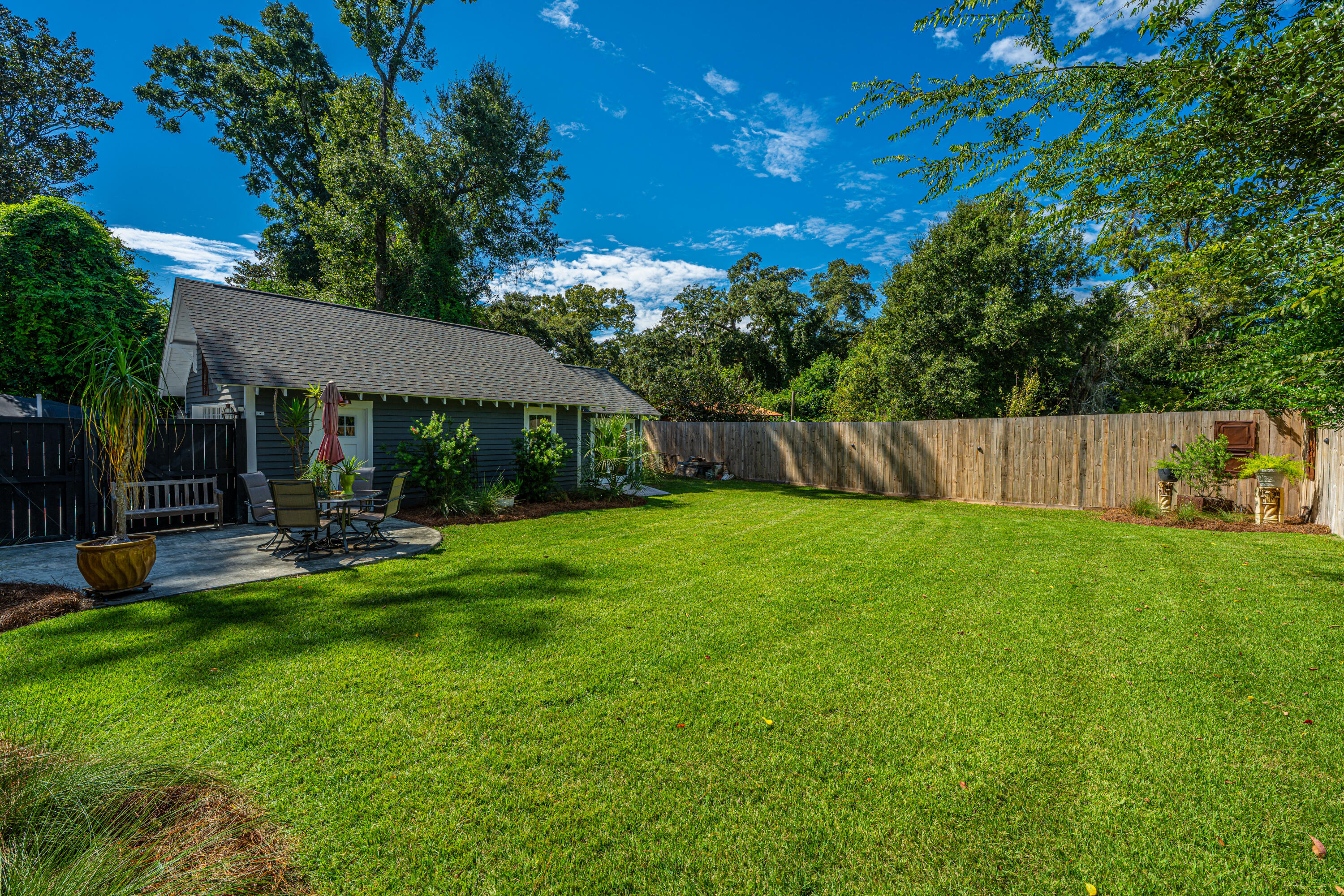 117 Fishburne Street Walterboro, SC 29488 - Photo 50 of 69 117FishburneSt055