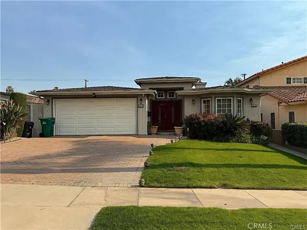 $1,495,000 | 3622 Pacific Drive, Long Beach, CA 90807
