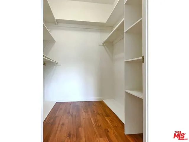 $3,345 | 14430 Benefit Street, Unit 201, Sherman Oaks, CA 91423