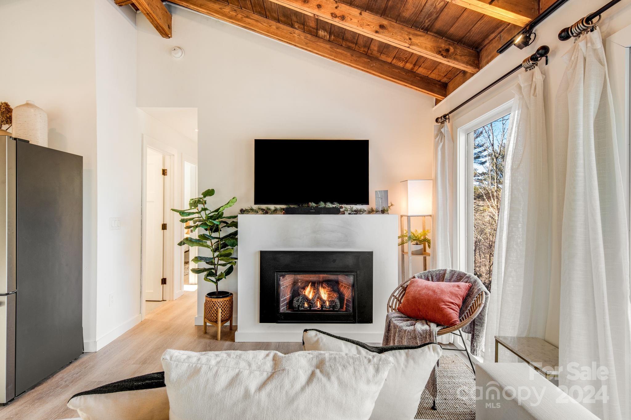 119 Spur Road Cashiers, NC 28717 - Photo 10 of 29 Gallery Image 10