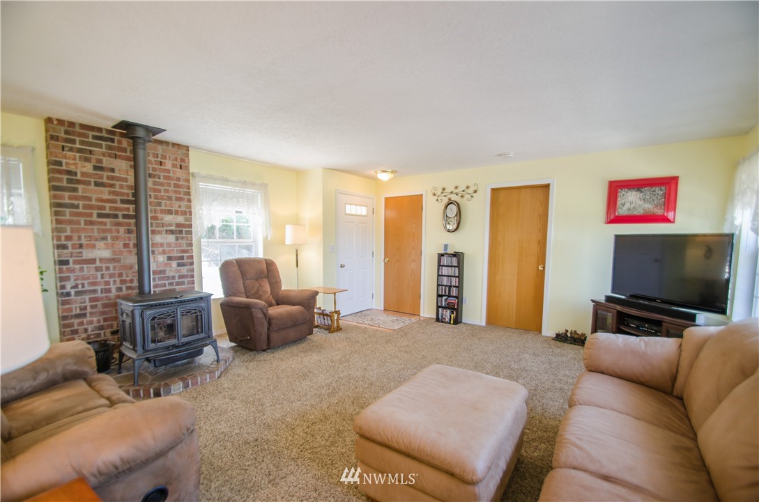 265 A Maw Road Toledo, WA 98591 - Photo 4 of 23