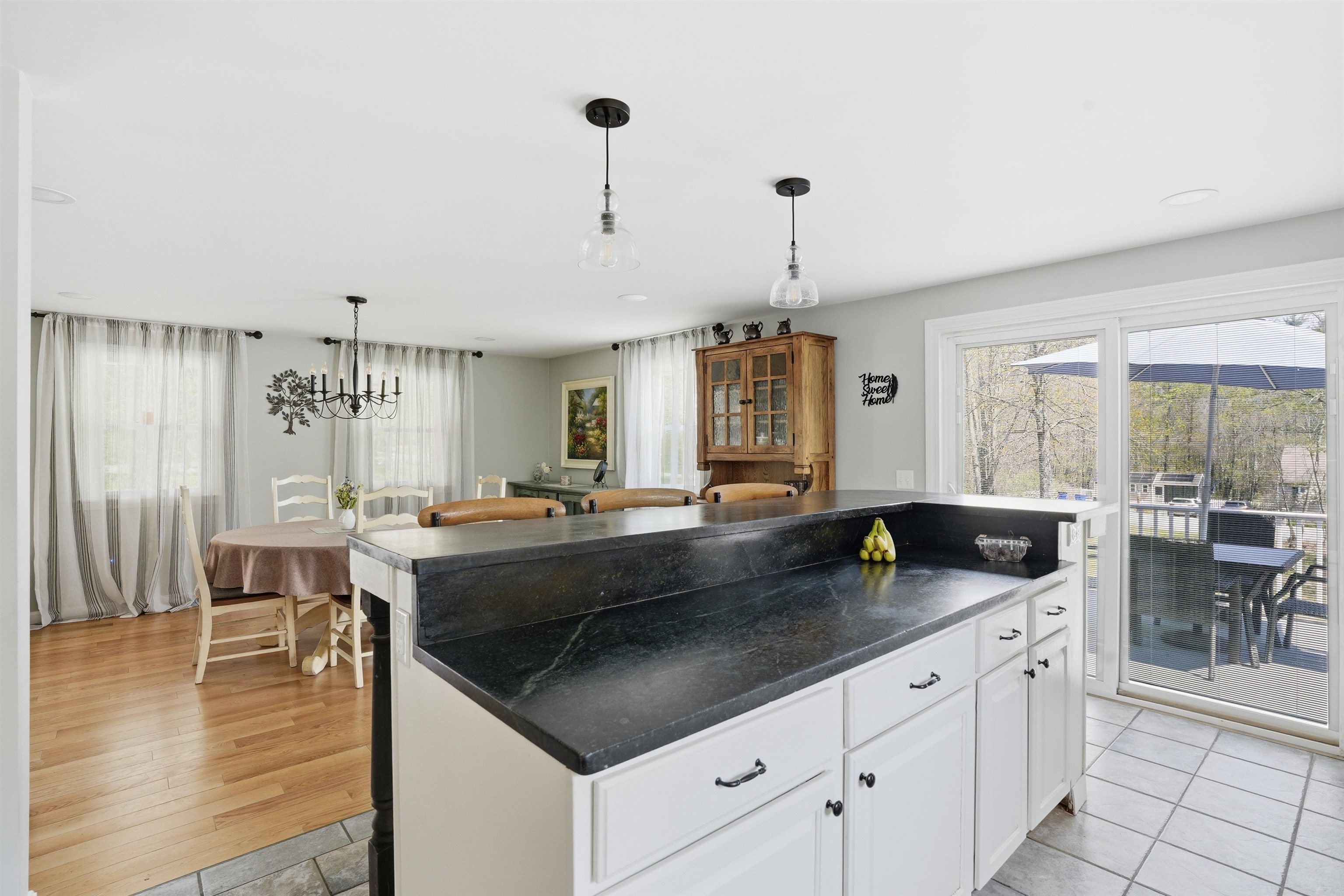 218 Tirrell Hill Road Goffstown, NH 03045 - Photo 9 of 33 Gallery Image 9