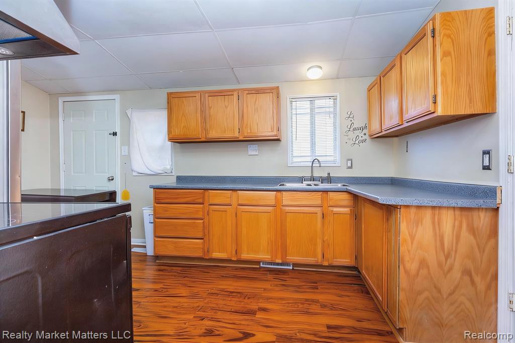 2543 Henry Road Lapeer, MI 48446 - Photo 7 of 30