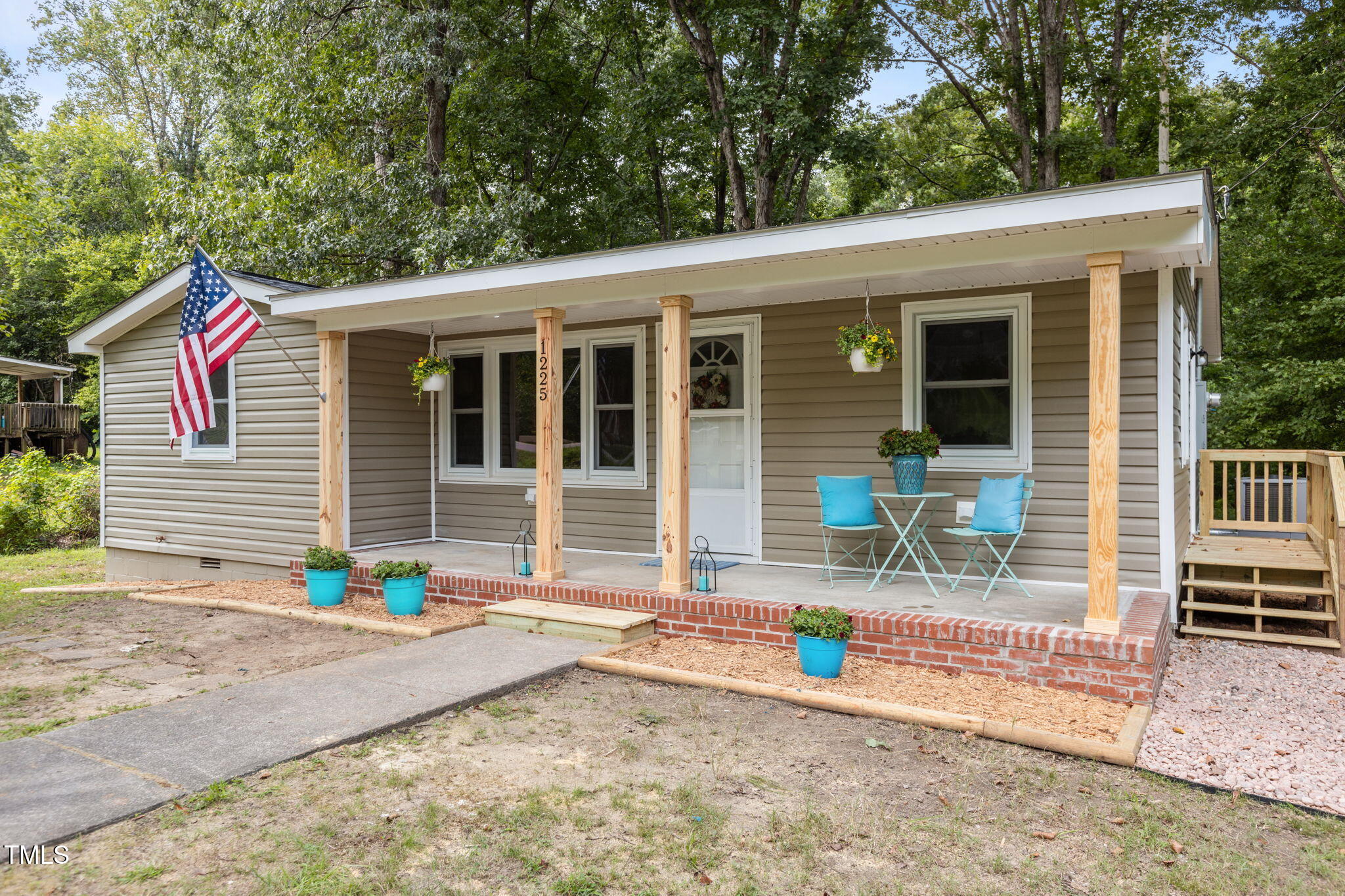 1225 Horseshoe Road Durham, NC 27703 - Photo 38 of 45 40-web-or-mls-2N6A4666