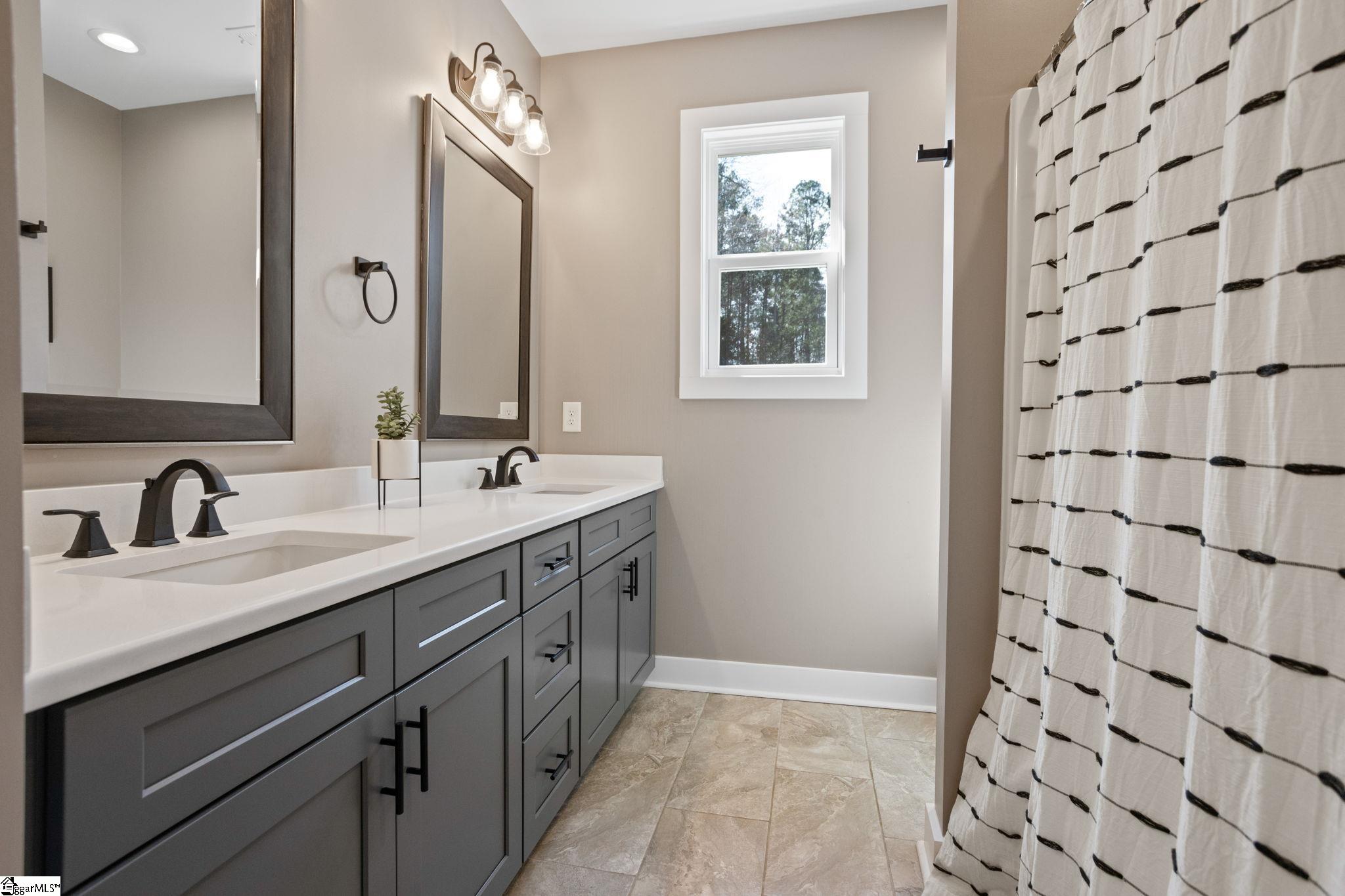 145 Jenkins Way Easley, SC 29640 - Photo 4 of 50