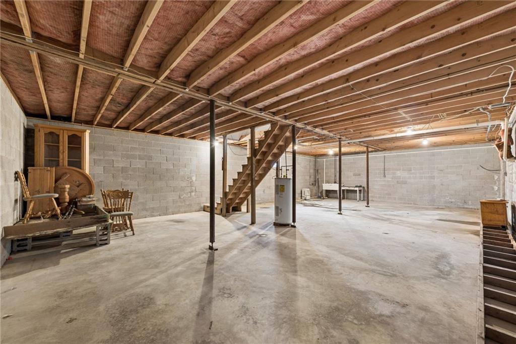 136 Bottom Road Mill Run, PA 15464 - Photo 19 of 26