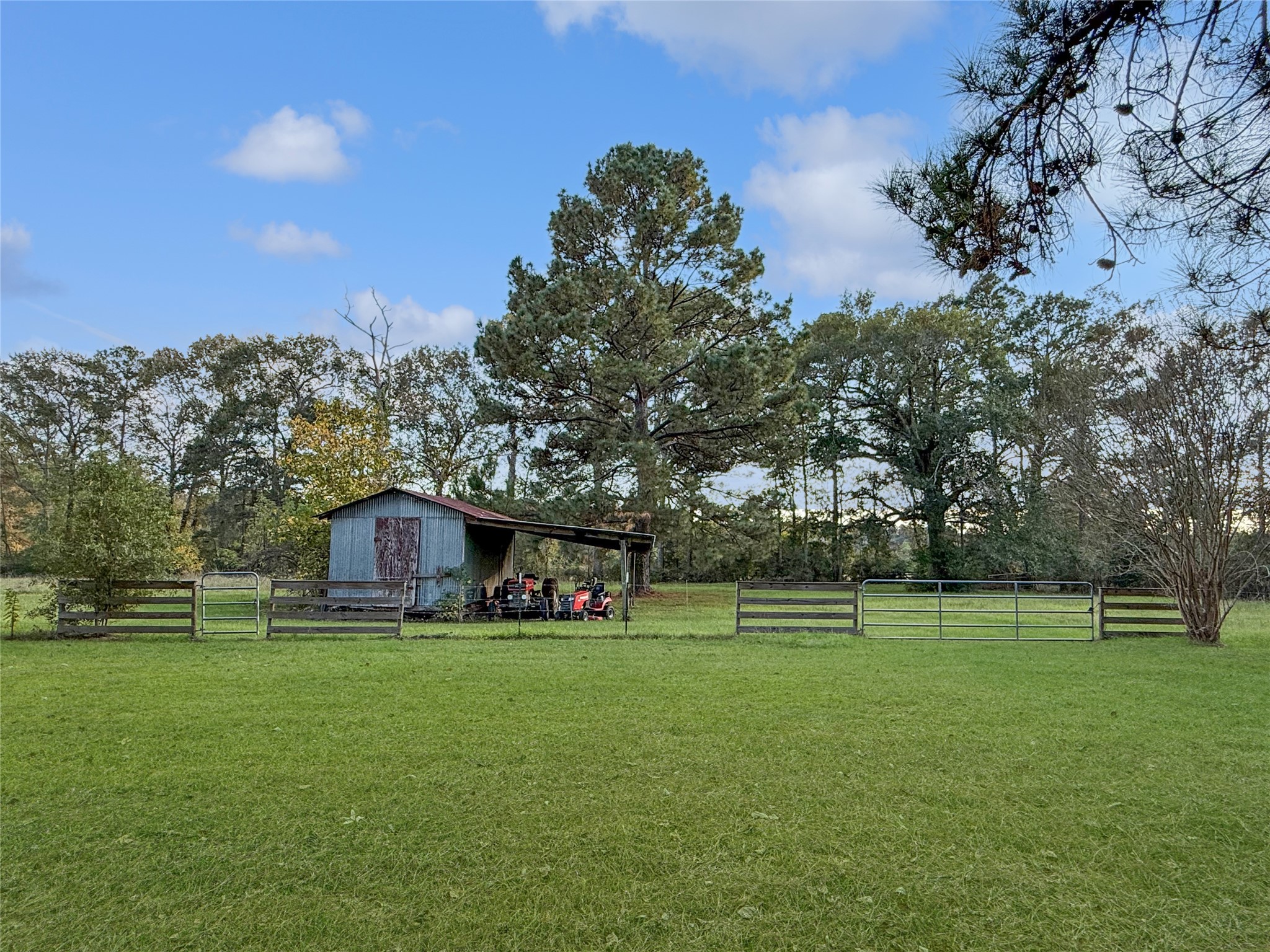 2570 County Road Woodville, TX 75979 - Photo 11 of 15