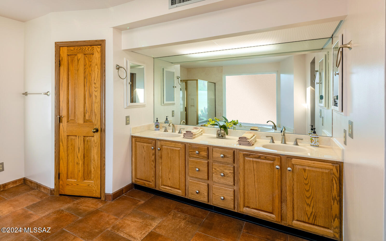 12151 East Snyder Road Tucson, AZ 85749 - Photo 14 of 35 Gallery Image 14