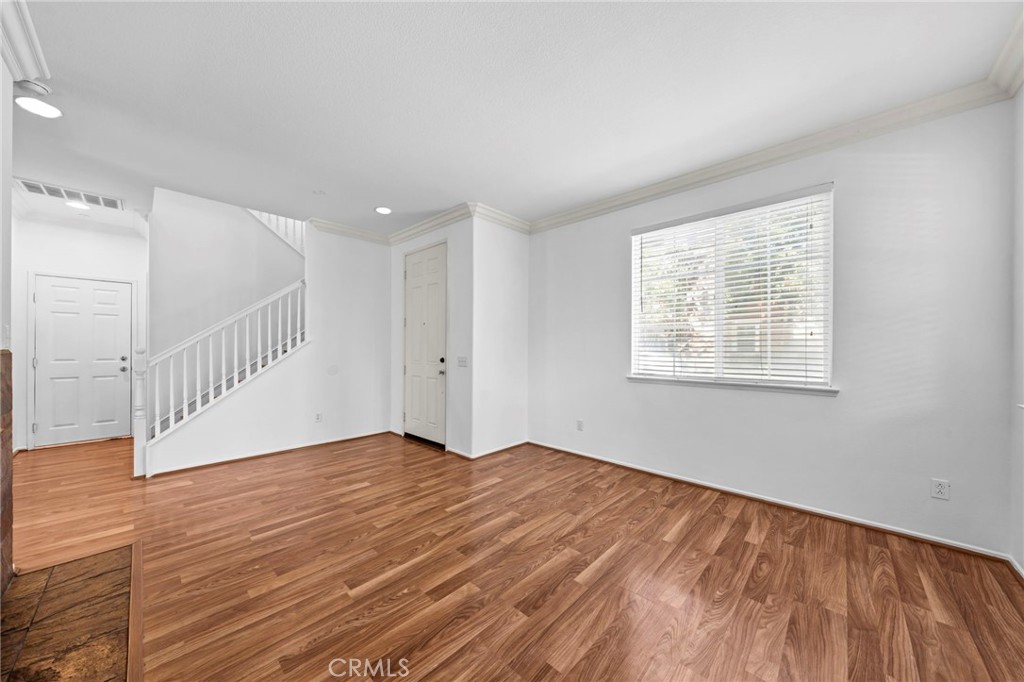 8780 Ussel Lane Riverside, CA 92503 - Photo 10 of 42 Gallery Image 10