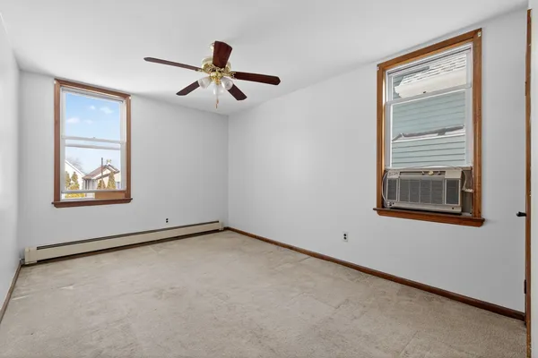$2,000 | 55 West 5th Street, Unit 2, Bayonne, NJ 07002