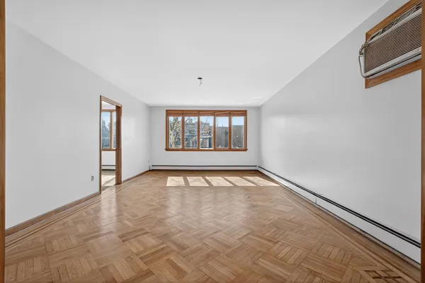 $2,000 | 55 West 5th Street, Unit 2, Bayonne, NJ 07002
