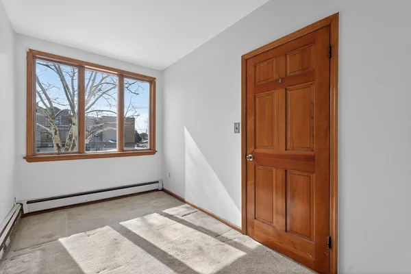 $2,000 | 55 West 5th Street, Unit 2, Bayonne, NJ 07002
