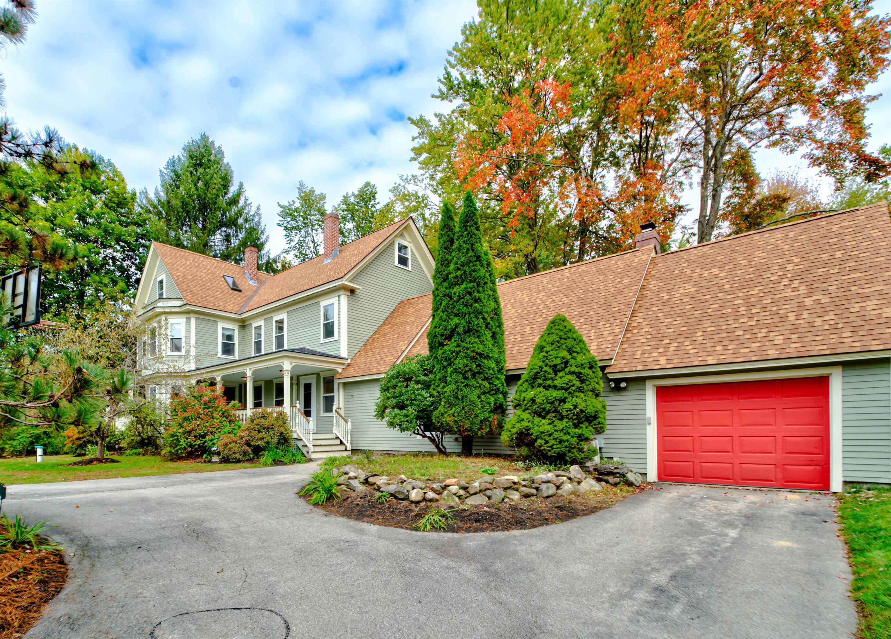 77 Jericho Road Pelham, NH 03076 - Photo 27 of 39