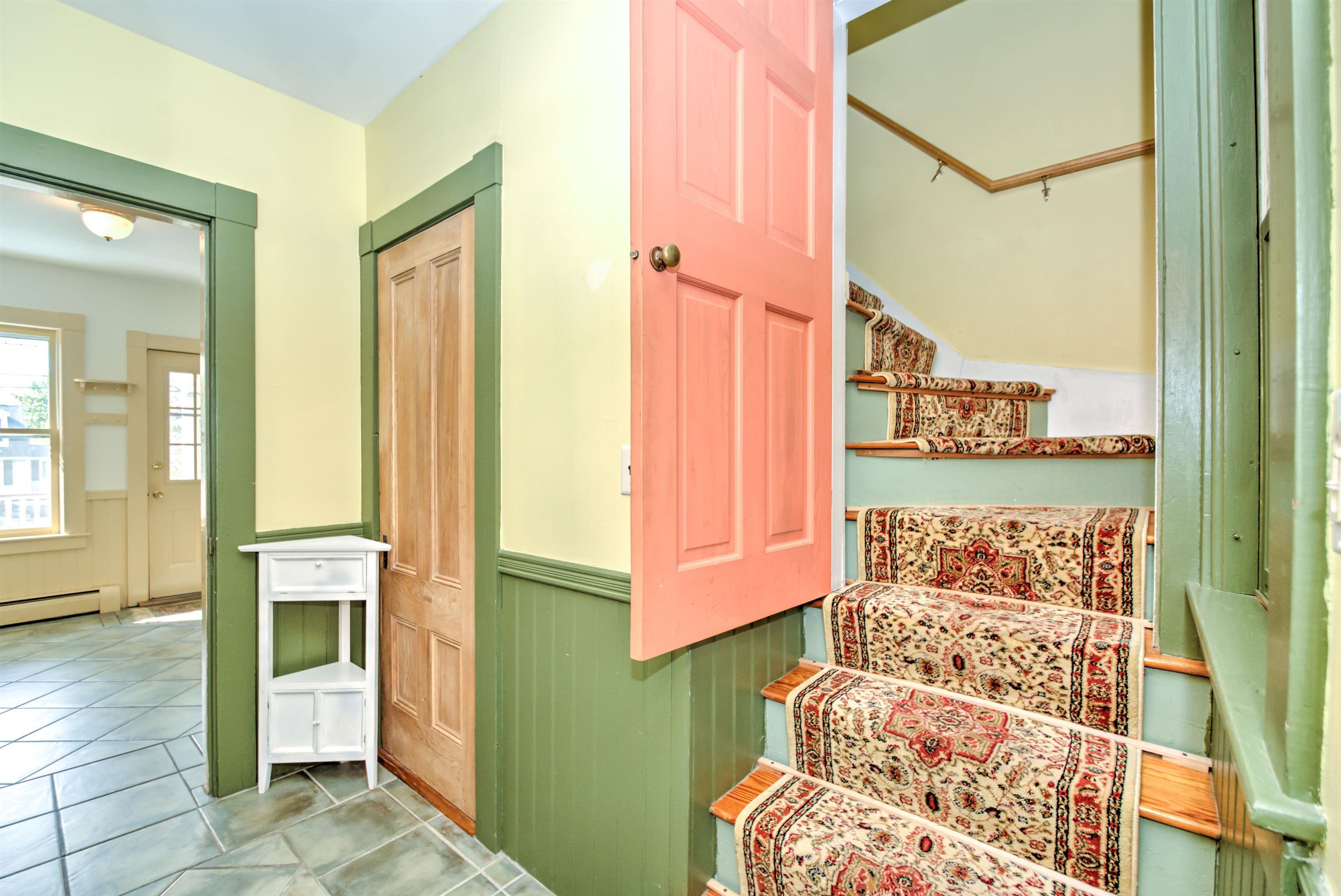 77 Jericho Road Pelham, NH 03076 - Photo 8 of 39