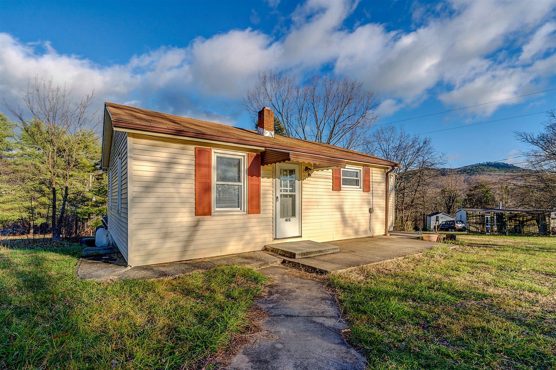 472 Ridge Road Troutville, VA 24175 - Photo 1 of 17 Rare find in Botetourt