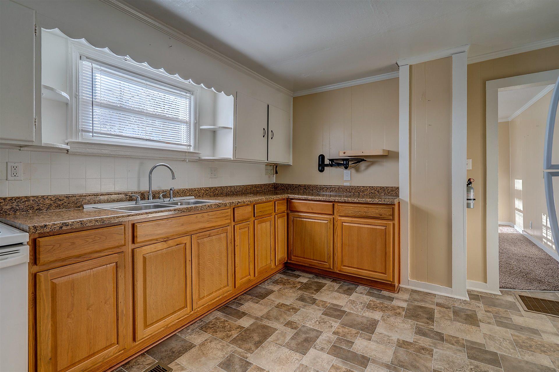 472 Ridge Road Troutville, VA 24175 - Photo 5 of 17 Super convenient location