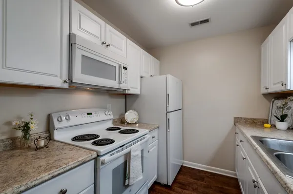 $1,650 | 514 North Petway Street, Unit 305, Franklin, TN 37064