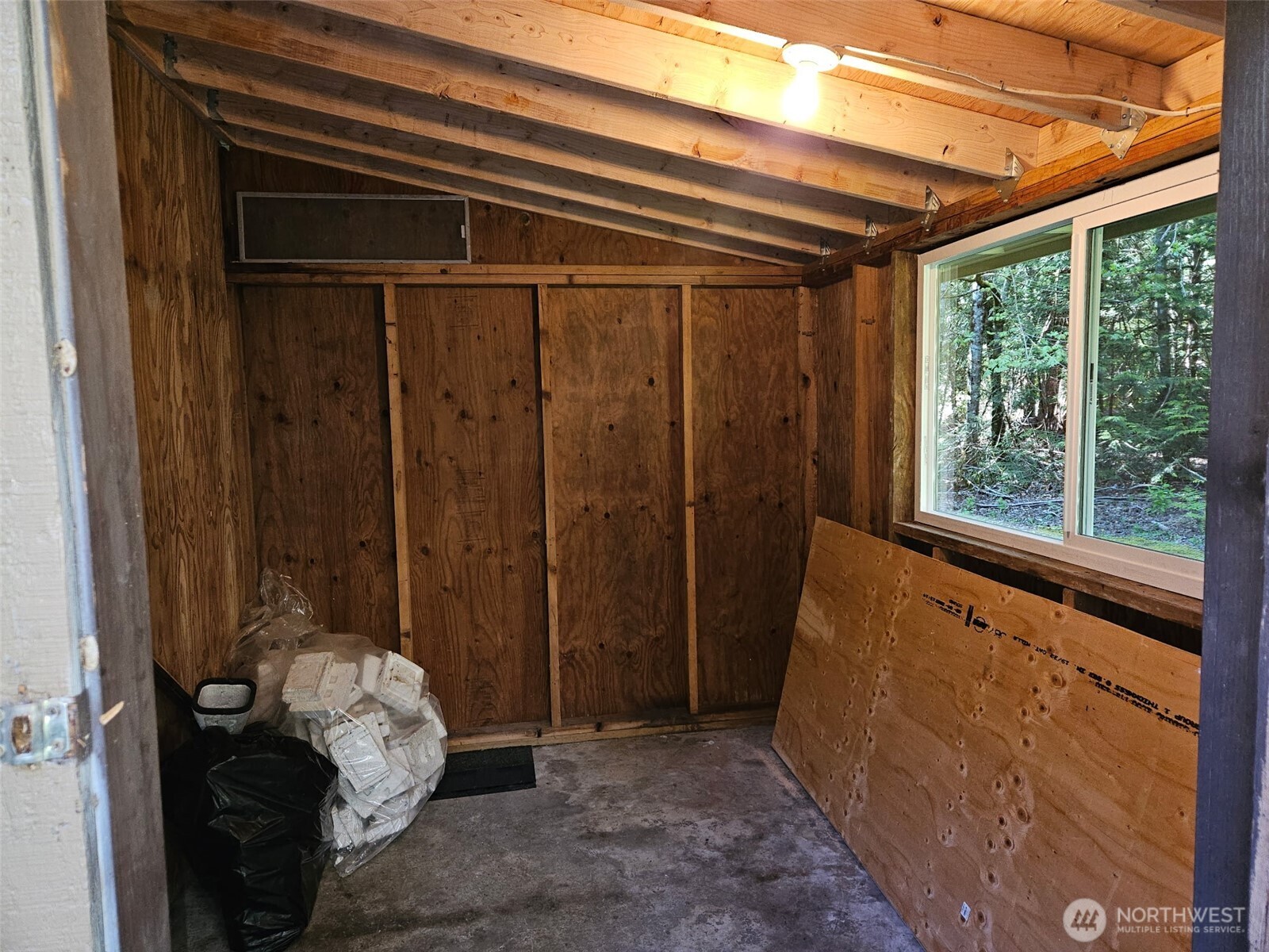 3329 Locker Road Southeast Port Orchard, WA 98366 - Photo 22 of 29 Gallery Image 22