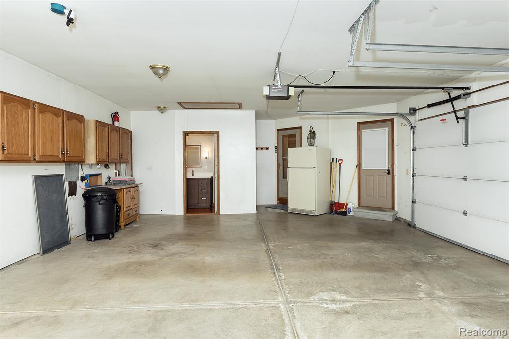 8353 Hilton Road Brighton, MI 48114 - Photo 32 of 33