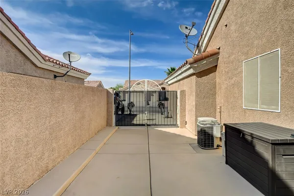 $2,595 | 8041 Edward Baher Avenue, Las Vegas, NV 89149