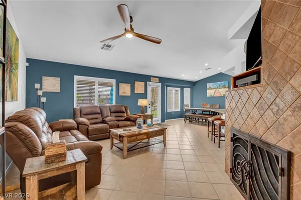 $2,595 | 8041 Edward Baher Avenue, Las Vegas, NV 89149