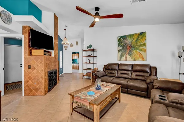 $2,595 | 8041 Edward Baher Avenue, Las Vegas, NV 89149