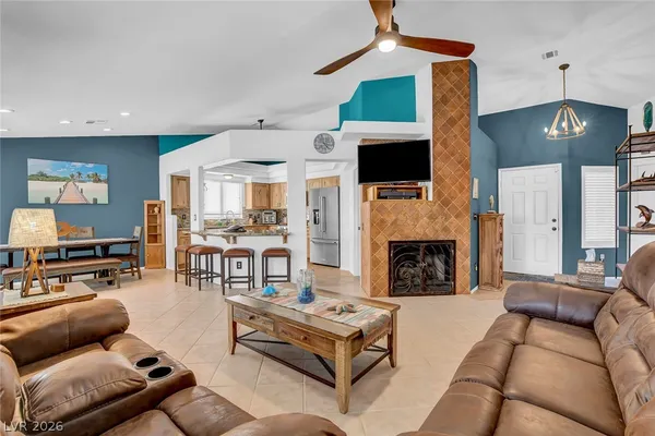 $2,595 | 8041 Edward Baher Avenue, Las Vegas, NV 89149