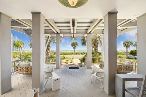 $2,925,000 | 2653 East Seaside Drive, Galveston, TX 77550