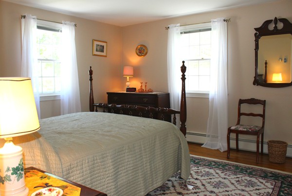 260 New Meadow Road Barrington, RI 02806 - Photo 7 of 15 Gallery Image 7