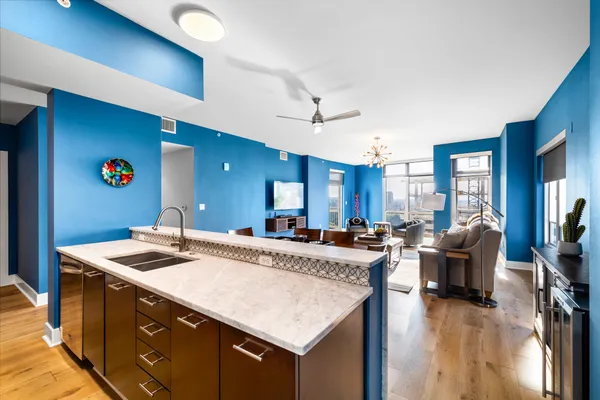 $3,900 | 603 Davis Street, Unit 1103, Austin, TX 78701