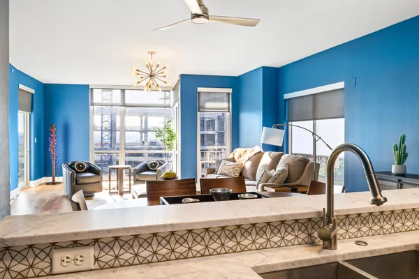 $3,900 | 603 Davis Street, Unit 1103, Austin, TX 78701