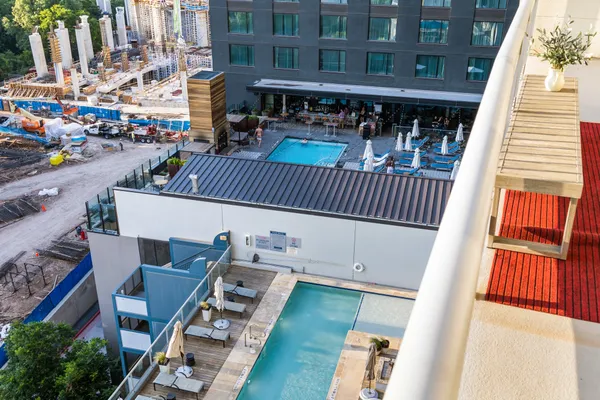 $3,900 | 603 Davis Street, Unit 1103, Austin, TX 78701