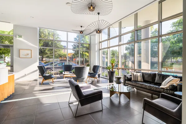 $3,900 | 603 Davis Street, Unit 1103, Austin, TX 78701