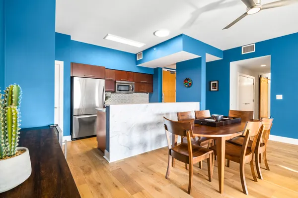 $3,900 | 603 Davis Street, Unit 1103, Austin, TX 78701