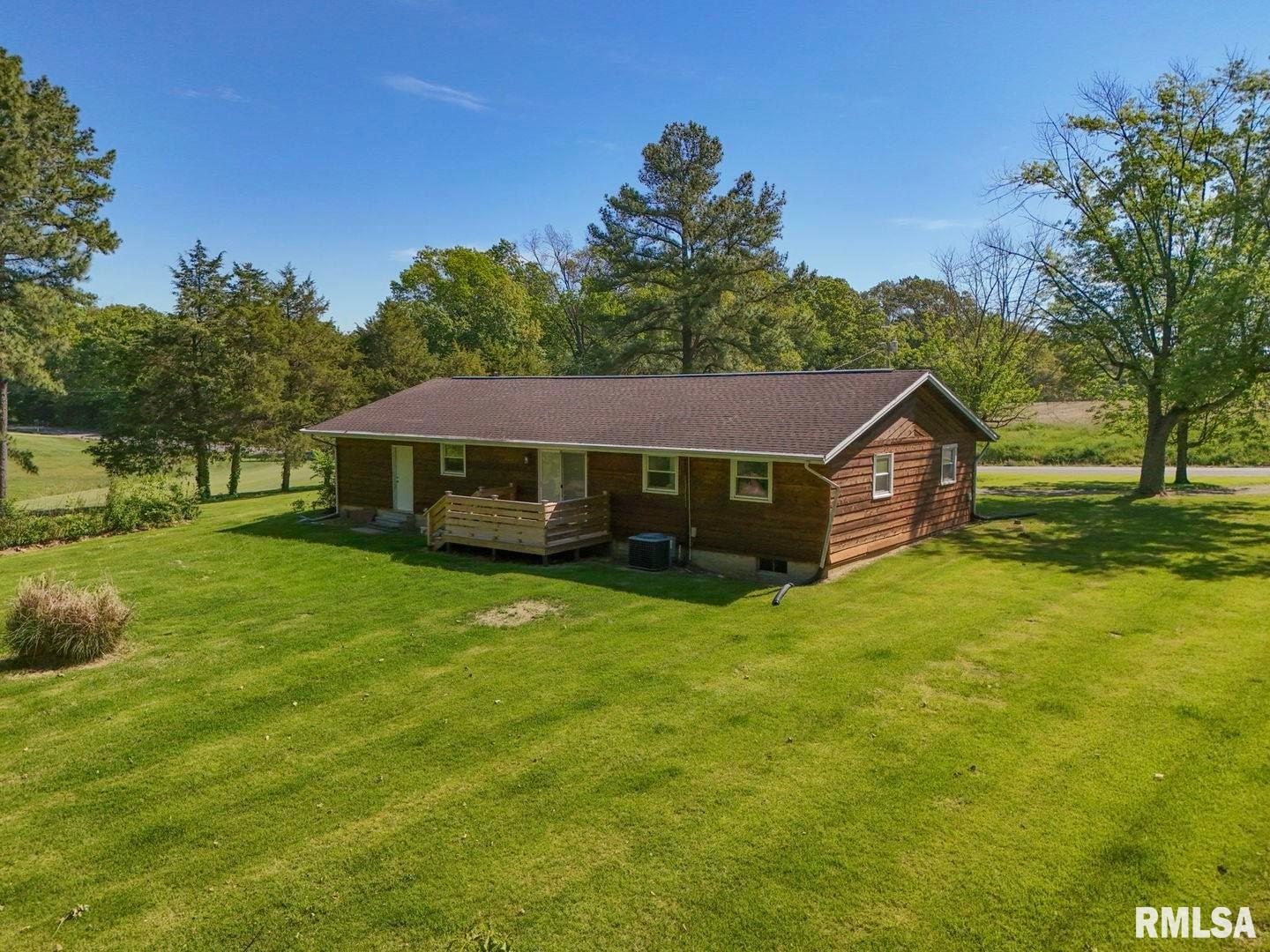 2585 Market Road Marion, IL 62959 - Photo 3 of 29