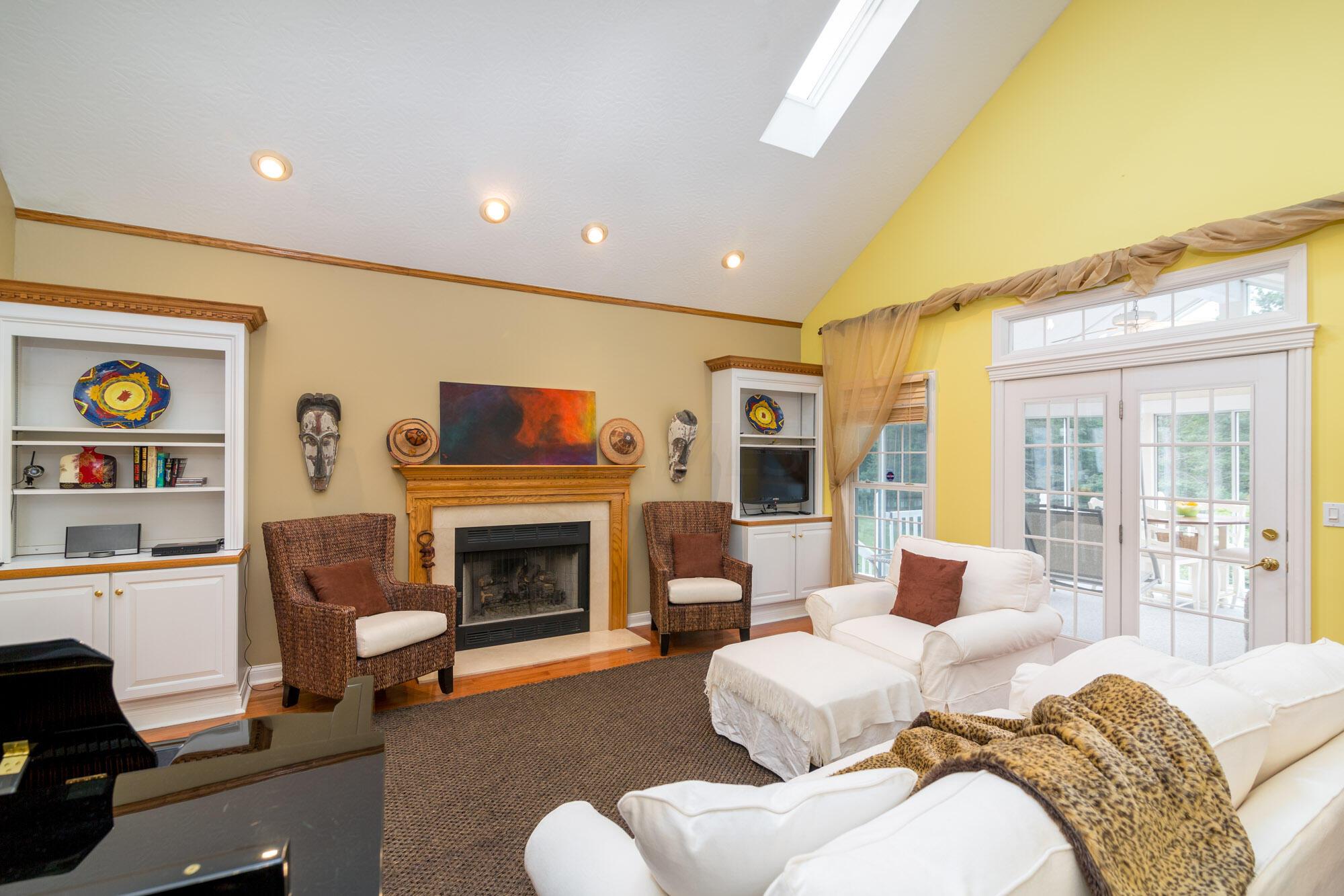 9389 Dunham Road Mount Vernon, OH 43050 - Photo 3 of 70 Gallery Image 3